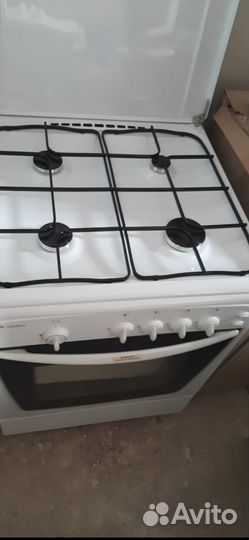 Плита в кухню. Новая. Газ. Доставим