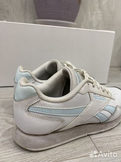 Кроссовки Reebok женские 35.5