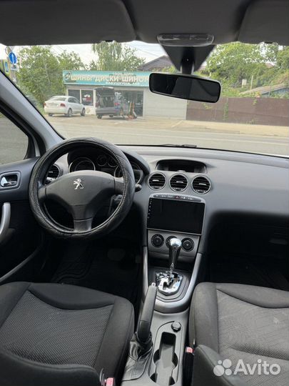 Peugeot 308 1.6 AT, 2011, 126 372 км