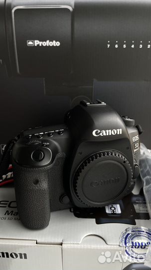 Фотоаппарат Canon 5d mark 4