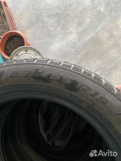 Pirelli Ice Zero 235/55 R19