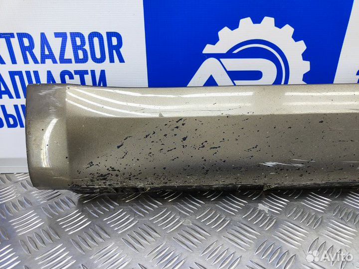 Накладка порога (наружная) левая Skoda Yeti 5L 1.4