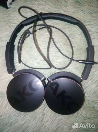 Наушники AKG Y50