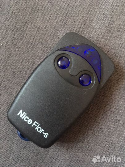 Пульт для ворот и шлагбаумов Nice FLO 2 R-S