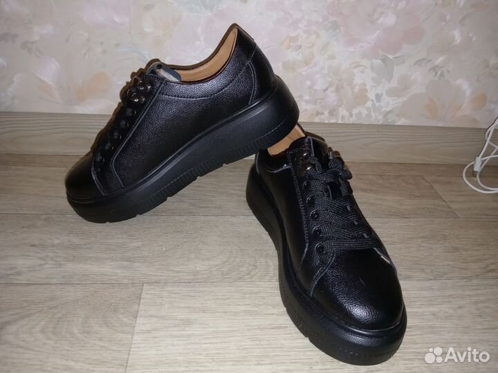 Полуботинки женские 37 размер
