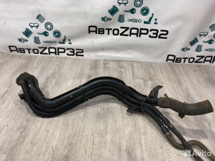 Горловина топливного бака Hyundai Solaris хэтчбек