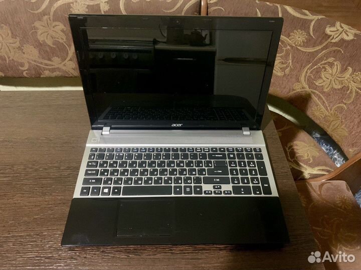 Ноутбук Acer Aspire V3-551