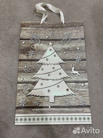 Большой подарочный пакет новогодний с широким дном