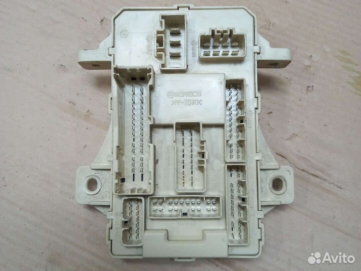 Блок предохранителей Хундай Элантра 4