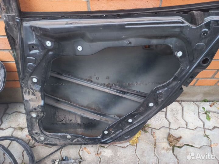 Дверь задняя правая mazda 3 bk седан