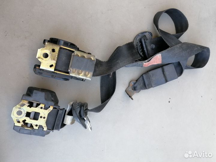 Ремень безопасности Volkswagen Golf 3 1991-1997