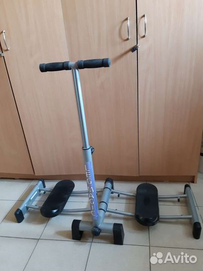 Силовой тренажер для ног