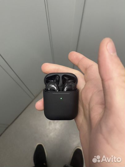 Беспроводные наушники apple airpods