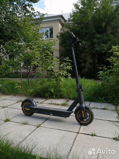 Электросамокат Ninebot max g30p
