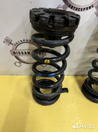 Infiniti QX70 S51 Пружина задняя