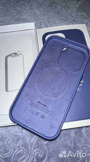 Чехол на iPhone 14 pro leacher case