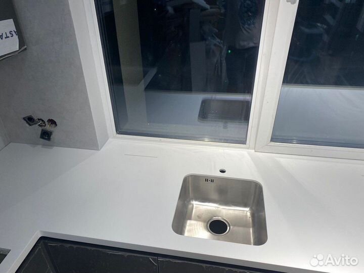 Столешницы и подоконники из искусственного камня