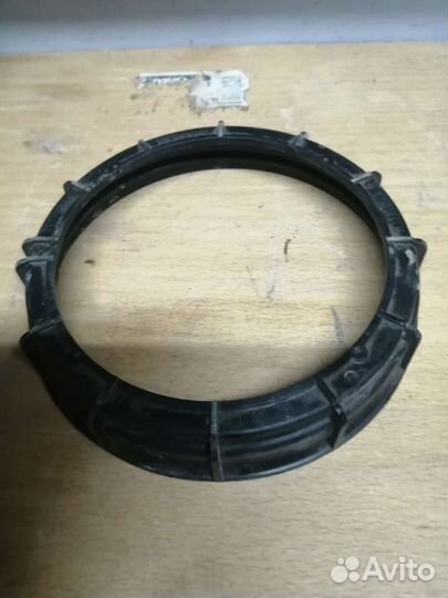 Кольцо крепления бензонасоса Рено