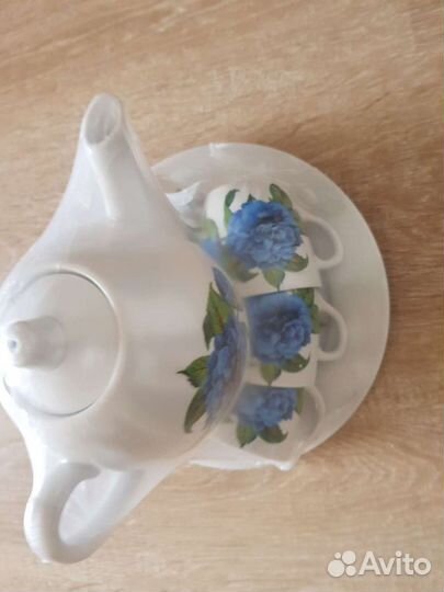 Чайный сервиз,новый,упакован,Россия