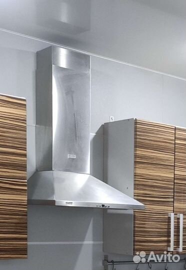 Вытяжка для кухни 60 см