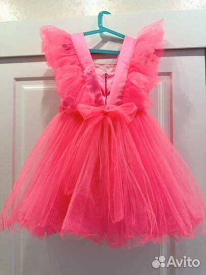 Праздничное Платья для девочки р-140