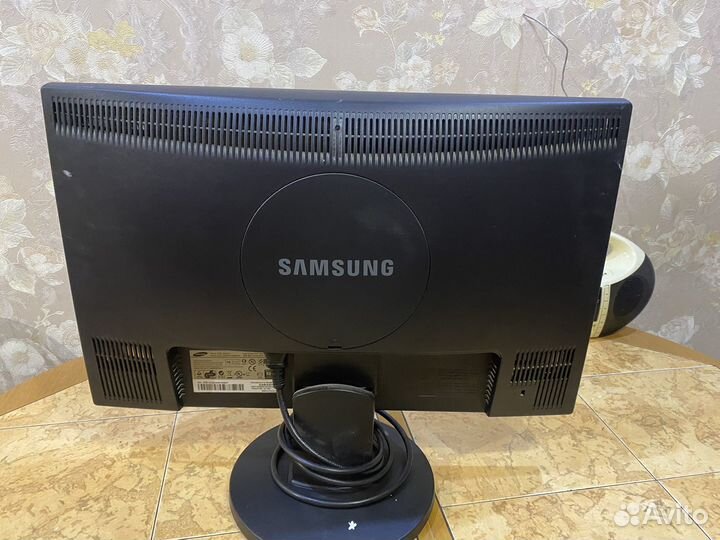 Монитор для компьютера samsung