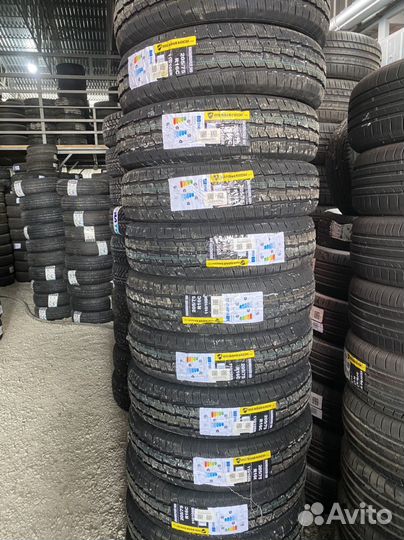 Roadmarch Snowrover 989 205/75 R16C 110R