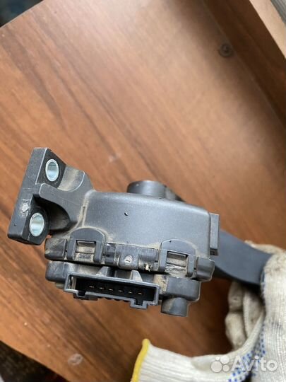 Педаль газа Audi/VW