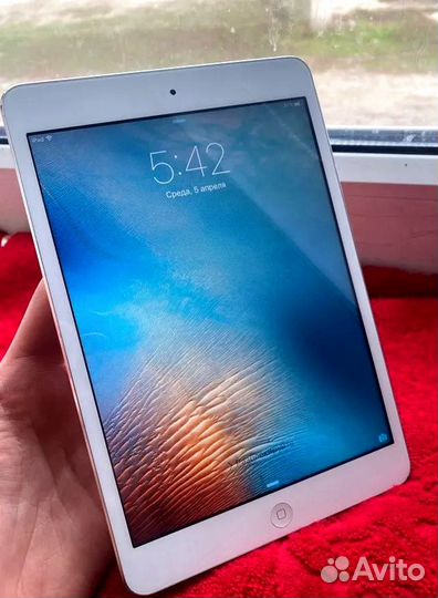 iPad mini 64gb WiFi - Lte + Smart Case