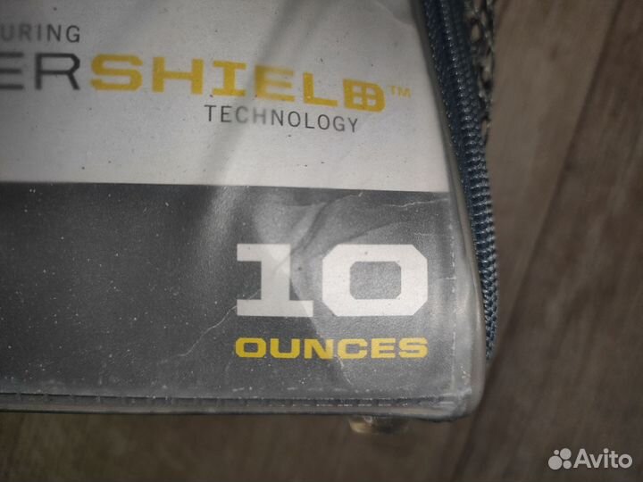 Боксерские перчатки Everlast 10 oz и шлем Demix M