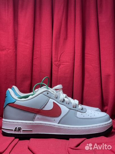Оригинал Кроссовки Nike Air Force 1 LE (GS) (37.5)