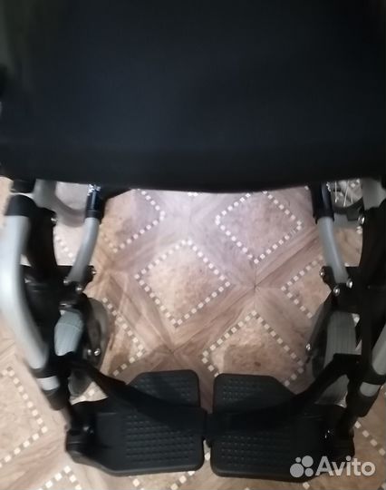 Кресло-коляска инвалидное с ручным приводом Старт