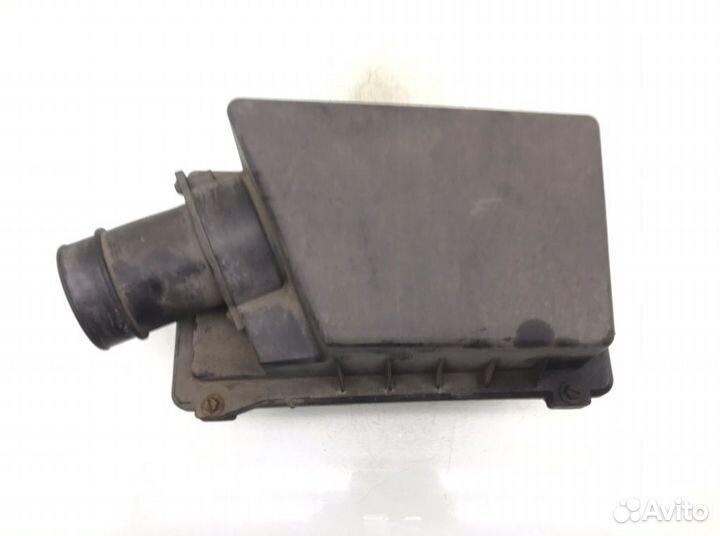 Корпус воздушного фильтра Ford Focus 1.4 I 2001