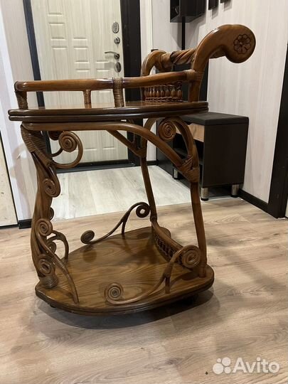 Кресло качалка из ротанга