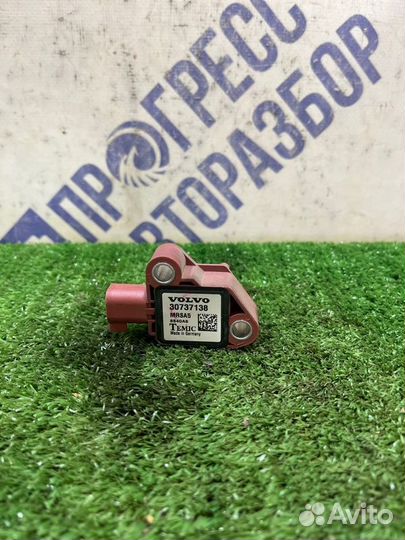 Датчик удара передний Volvo S40 седан 2.4 B5244S