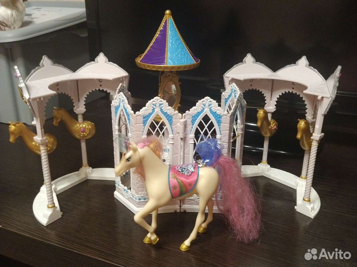 Домик с лошадкой