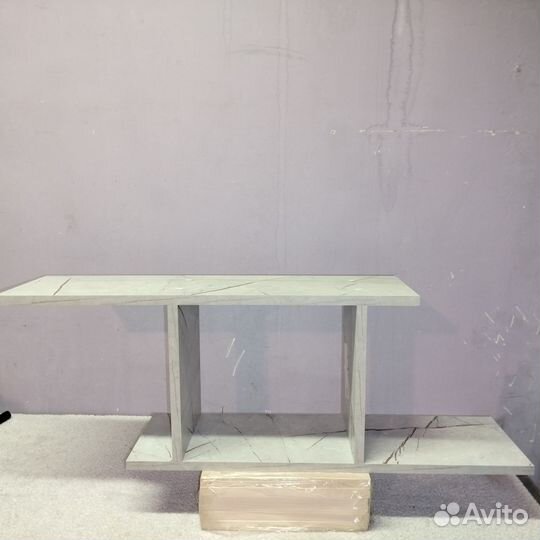 Полки настенные навесные