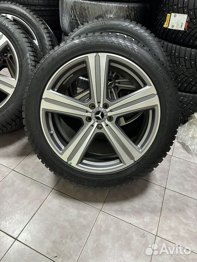 R21 Nokian Tyres Hakkapeliitta 10p SUV 315/40, PCD 5x112 DIA 66.6