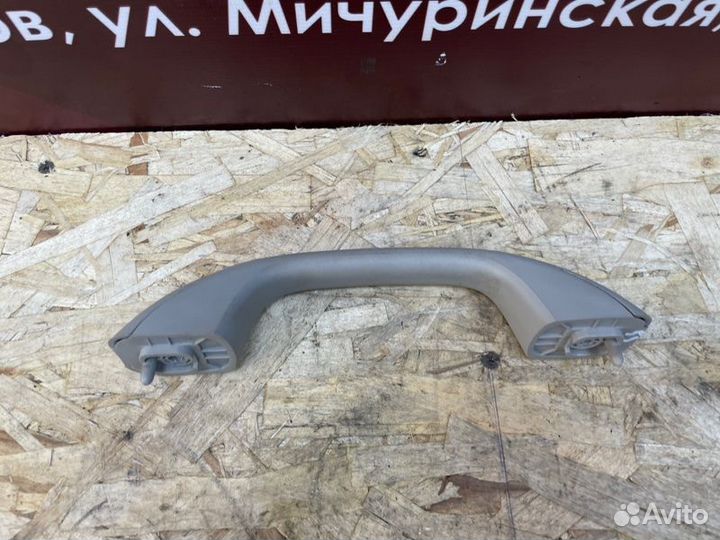 Ручка потолка Renault Logan