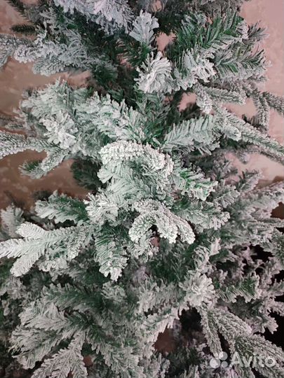 Елка искусственная литая заснеженная