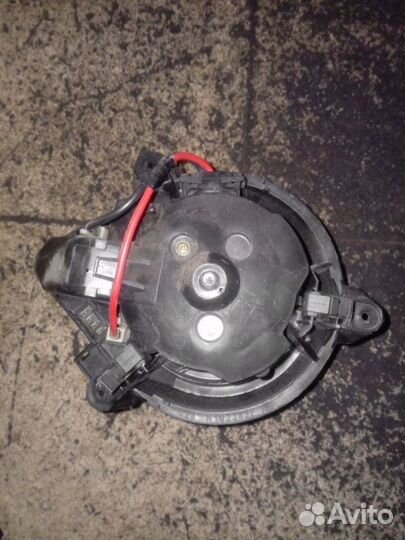 Моторчик печки Iran Knodro Samand