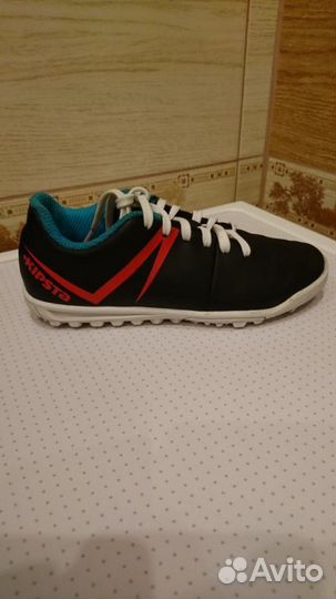 Детские футбольные бутсы (сороконожки)