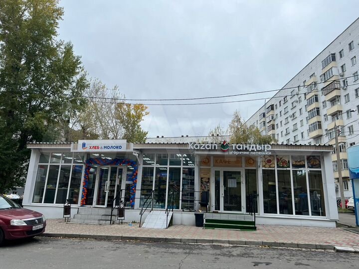 Продам отдельно стоящее помещение с землей в центр