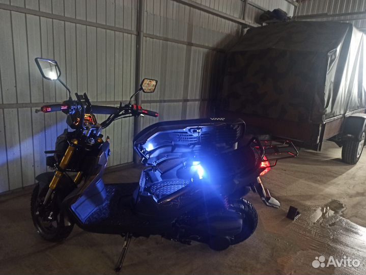 Продам скутер Vento Naked с множеством улучшений