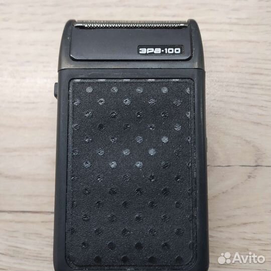 Электробритва Эра 100