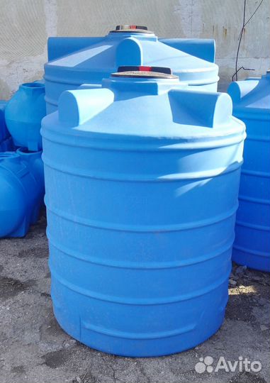 Емкость для воды 1000 литров пластик