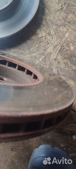 Диски тормозные Toyota Isis