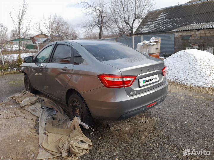 LADA Vesta 1.6 МТ, 2018, битый, 65 000 км