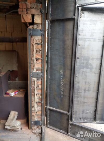 Продам гаражные метал.двери с обратной рамой