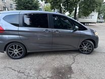 Honda Freed 1.5 CVT, 2018, 108 000 км, с пробегом, цена 1 870 000 руб.